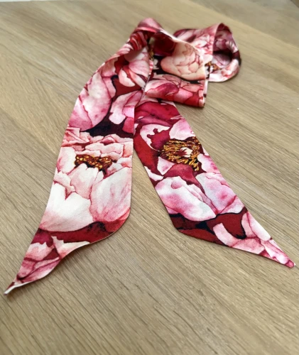 Jedwabny twilly Peonie